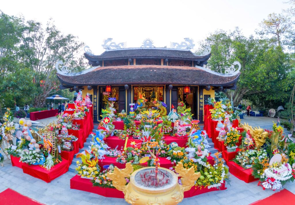 Về Non Thiên Phượng Hoàng - Hướng Cội Nguồn Hùng Vương