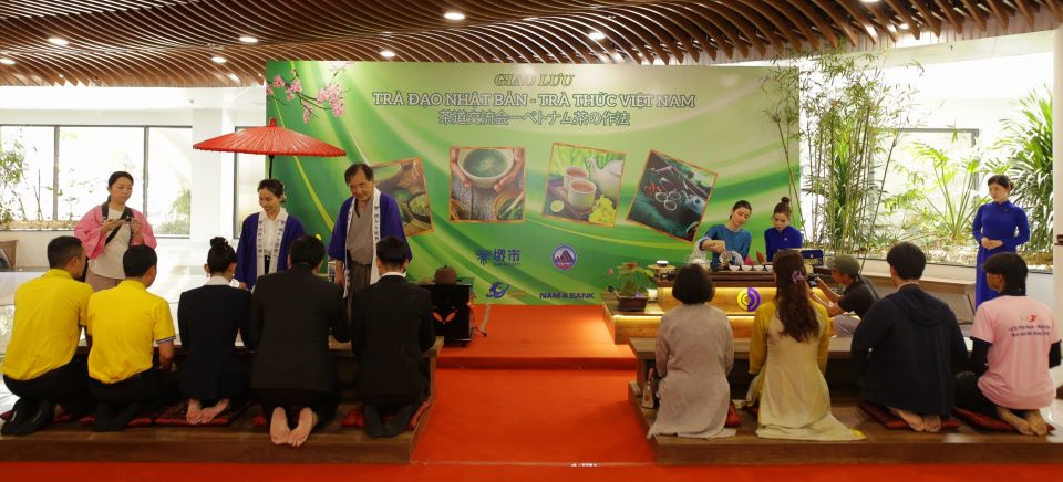 Đối Ẩm trà: Trà Đạo Nhật Bản Và Trà Thức Việt Nam