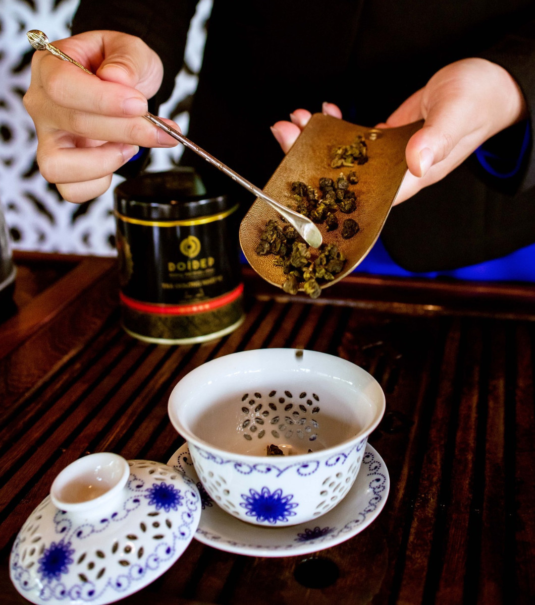 SAU TÁCH TRÀ ĐÔI DÉP